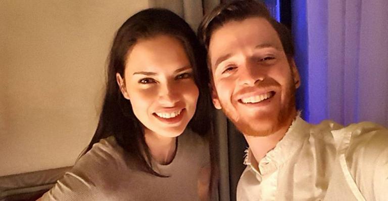Adriana Lima encontrou um novo amor em Metin Hara