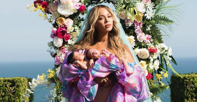 Beyoncé divulga a primeira foto dos filhos gêmeos