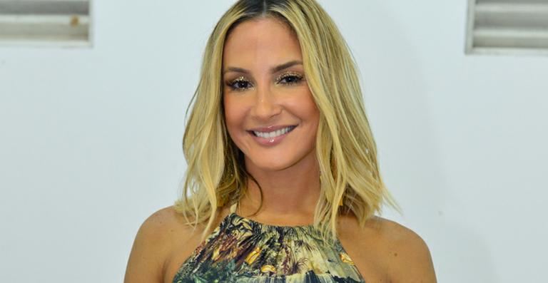 Claudia Leitte fala sobre a vida entre Brasil e EUA