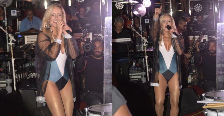 Claudia Leitte agita os foliões com seu show no Fortal