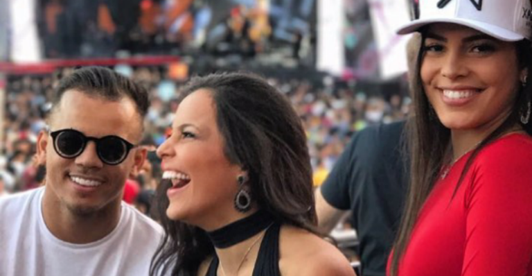Jô Amancio se declara a Emilly e Mayla em aniversário