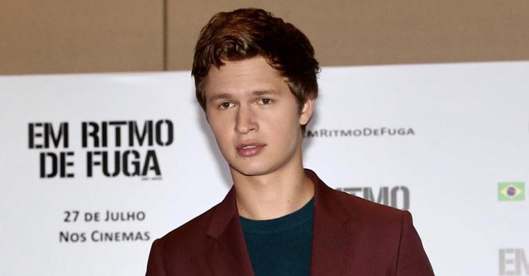 Ansel Elgort, de ‘ Culpa é das Estrelas’, lança novo filme em São Paulo