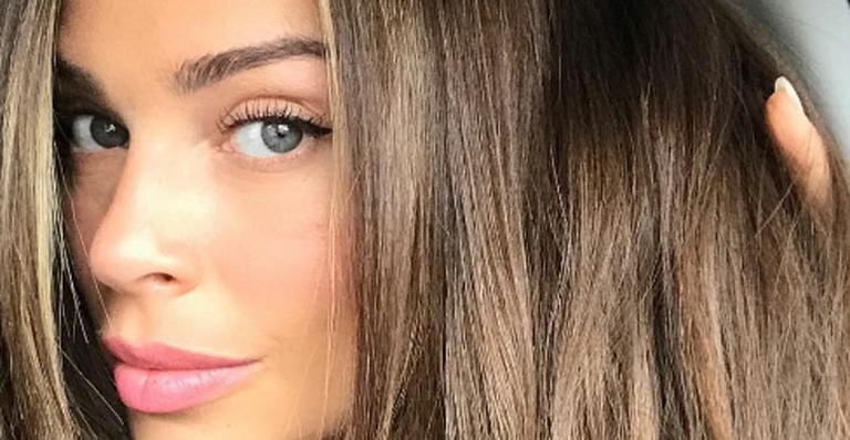Grazi Massafera posa com seu visual vilã e fãs pedem: ‘Pisa menos’