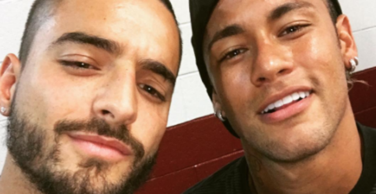 Maluma tieta Neymar em jogo do Barcelona: ‘Craque”