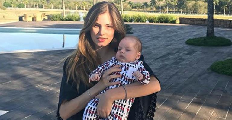 Bruna Hamú se surpreende com o crescimento do filho: “Pinguinho que tá virando um pingão”