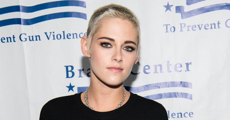 Kristen Stewart nega que seu namoro com Robert Pattinson foi fake