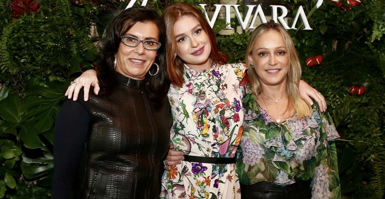 Marina Ruy Barbosa: carinho da mãe e da sogra em evento