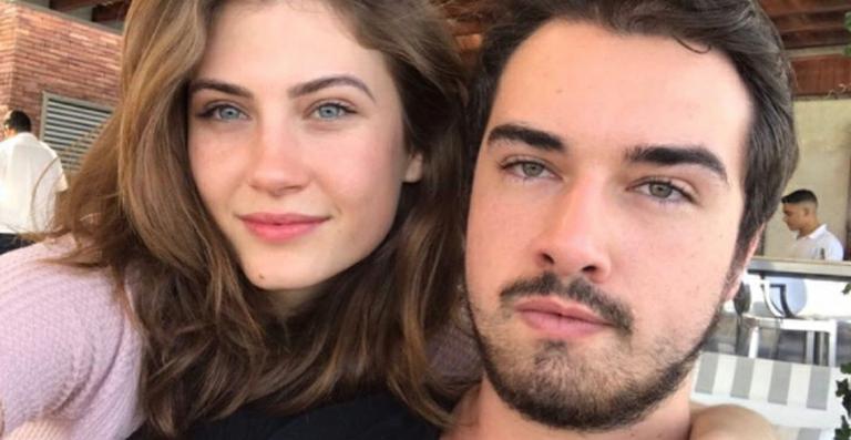 Olin Batista mostra a primeira foto com a nova namorada