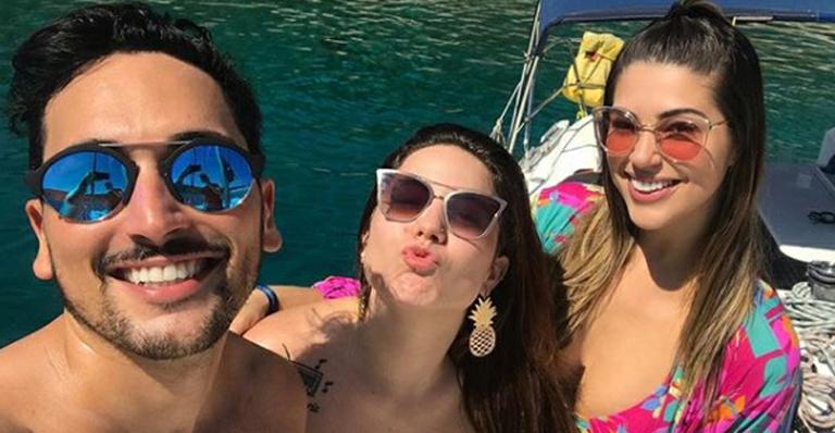 Vivian Amorim e Cacau exibem corpos esculturais só de biquíni na Croácia