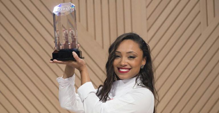 Campeã do ‘MasterChef’, Michele fala sobre rotina após vitória
