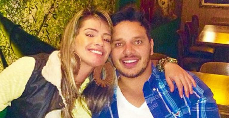 Fani Pacheco reata com o ex-noivo: “Reapaixonei”
