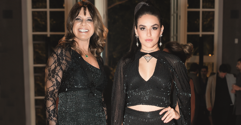 Jóia Bergamo e Kéfera: juntas em festa vip