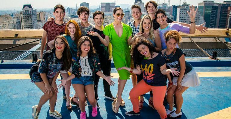 Claudia Raia e Jarbas Homem de Mello dirigem o espetáculo ‘Fala Sério, Gente’