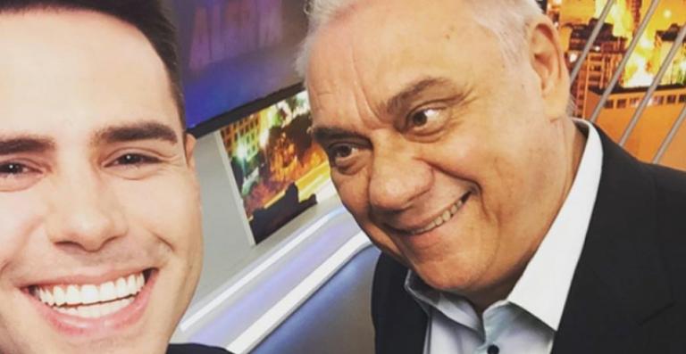 Luiz Bacci presta homenagem uma semana após a morte de Marcelo Rezende