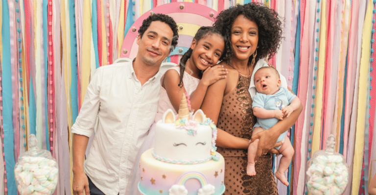 Filha de Negra Li, Sofia Kymani, completa 8 anos