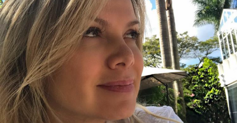 Eliana se derrete em foto da filha: “É amor que transborda”