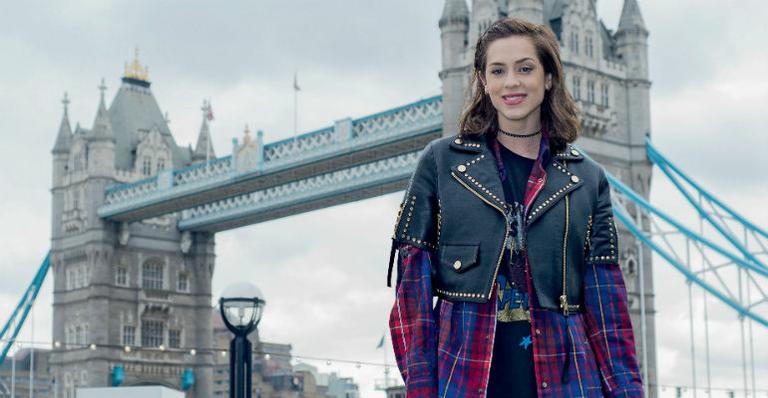 Em Londres, Sophia Abrahão celebra boa fase