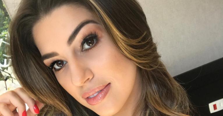Ex- BBB Vivian Amorim é acusada por seguidores de distribuir para amigas presentes dados por fãs