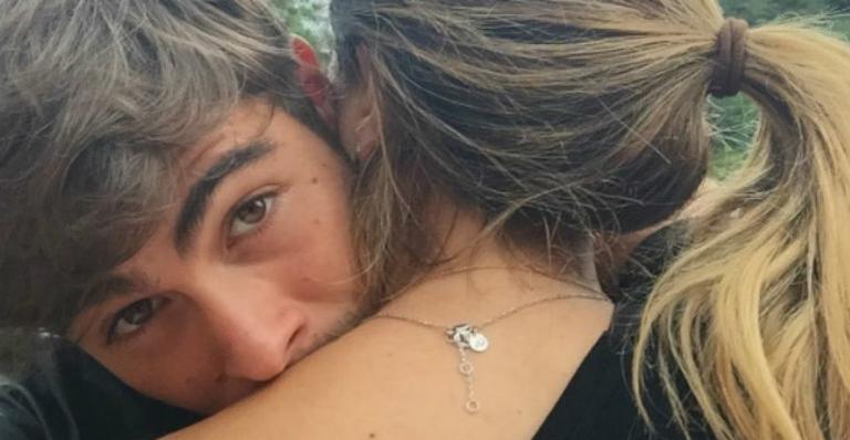 Rafael Vitti relembra primeira viagem com Tatá Werneck