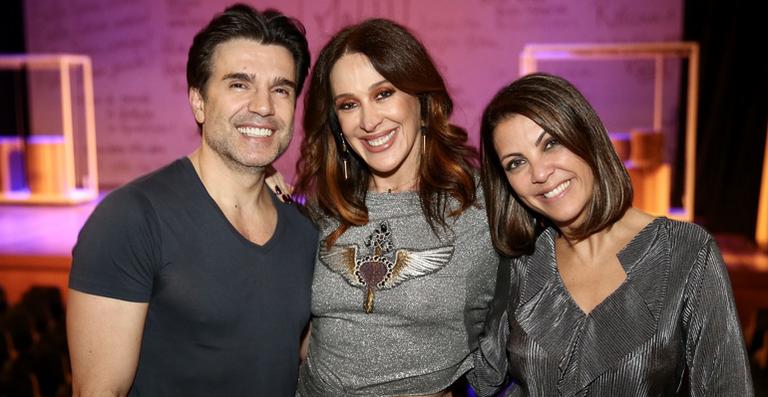 Claudia Raia participa do ensaio aberto de sua nova peça