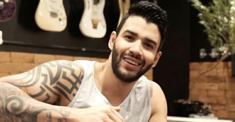 Gusttavo Lima se derrete pela beleza do filho: “Eu que fiz”