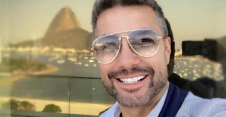 Fernando Torquatto dá dicas de make para usar no verão