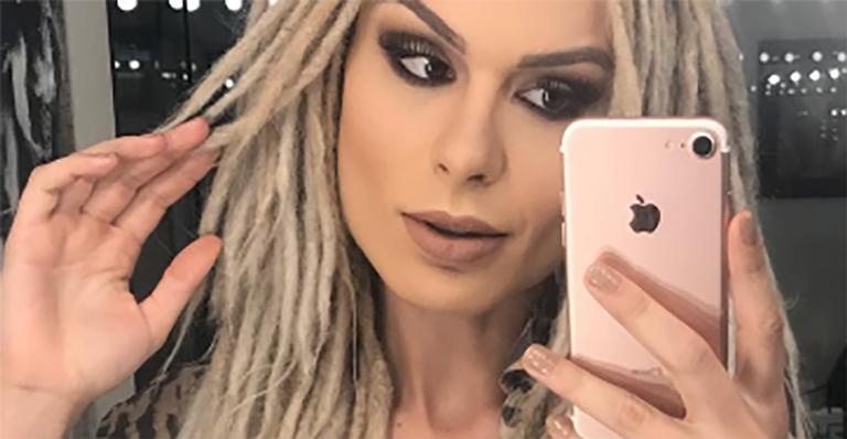 Agora sem dreads, Fernanda Lacerda posa com look supersexy