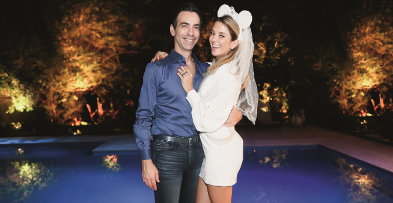 Ticiane Pinheiro e César Tralli festejam futura união