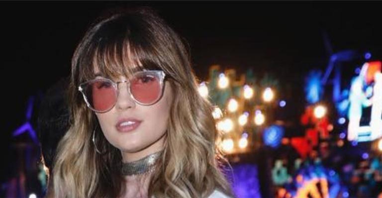 Quase irreconhecível, ex-BBB Aline Gotschalg exibe cinturinha de pilão e impressiona os fãs