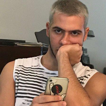 Antonio, filho de Alessandra Negrini e Murilo Benício