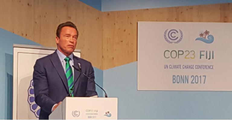 Arnold Schwarzenegger faz apelo sobre clima em conferência global!