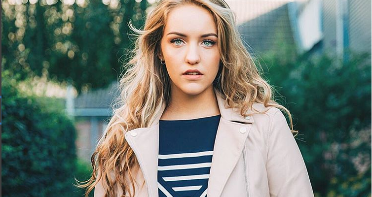 Conheça a modelo plus size Joan Harik, prima das tops Gigi e Bella Hadid!