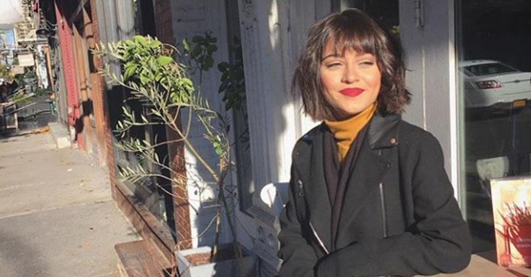 Giullia Buscacio muda radicalmente o cabelo e exibe visual em férias em NY