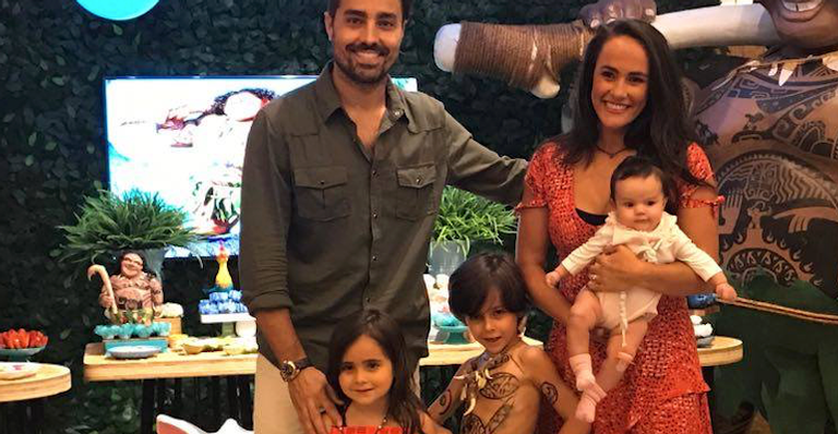 O português Ricardo Pereira comemora o aniversário dos filhos com o tema Moana no Rio de Janeiro!