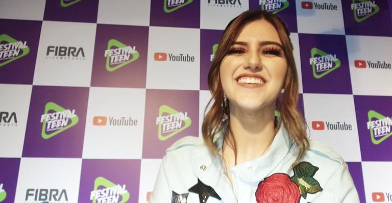 Sofia Oliveira fala sobre parceria com Dulce Maria