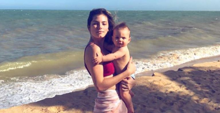 Bruna Hamú mostra ‘acidente’ com o filho em avião