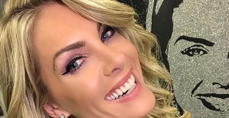 Look sensual de final de ano de Ana Hickmann é criticado e apresentadora responde