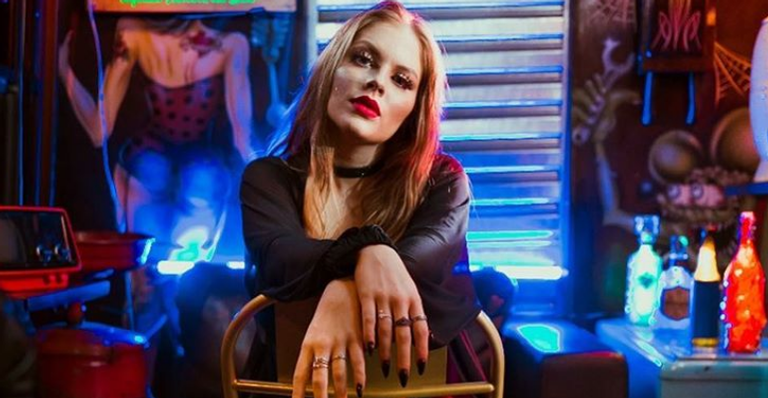 Luísa Sonza conta detalhes de seu vestido para subir ao altar com Whindersson Nunes