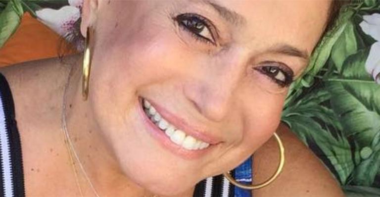 Susana Vieira muda o visual e aposta em ‘nuca batida’ como hit de verão