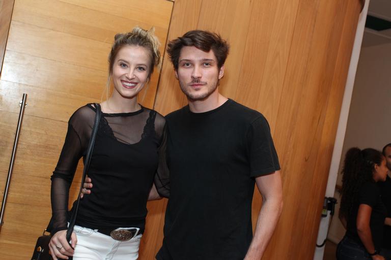 Barbara França fala de planos para casamento
