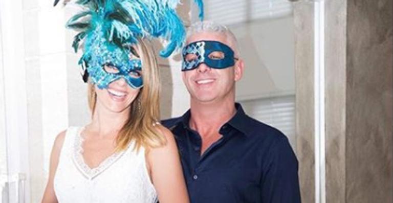 Ana Hickmann celebra os 20 anos de casamento com Alexandre Correa