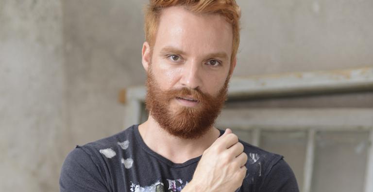 Alex Morenno se prepara para viver Van Gogh no teatro