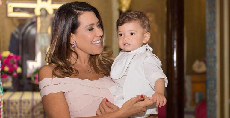 Solange Frazão festeja o batizado de seu primeiro neto, Thiago