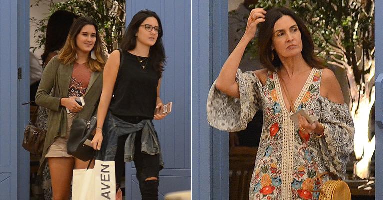 Fatima Bernardes passeia com as filhas em shopping e atende fãs