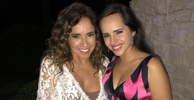 Em contagem regressiva, Daniela Mercury festeja parto da neta: “Alegria imensa”