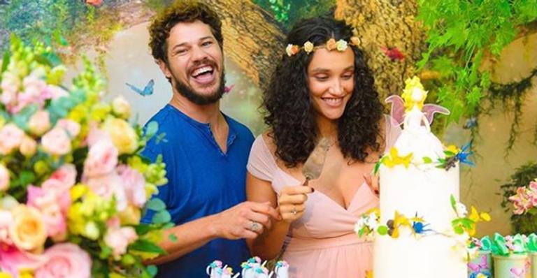 Nasce Bella, filha de Débora Nascimento e José Loreto