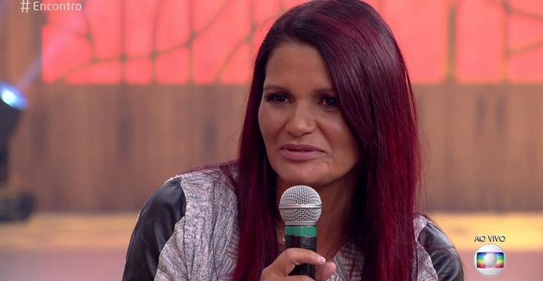 Mãe de Gleici toma ‘bronca’ de Fátima Bernardes e fica constrangida no Encontro