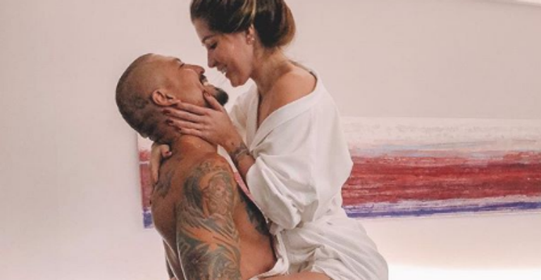 Após reatarem, Fernando Medeiros e Aline Gotschalg se declaram na web