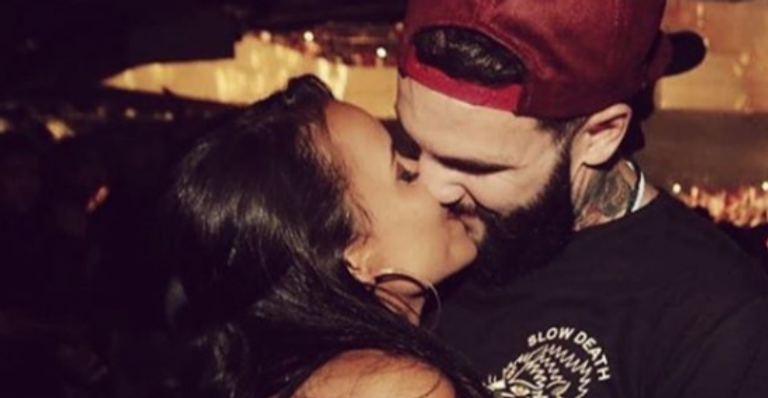 Gleici Damasceno e Wagner Santiago se declaram nas redes sociais
