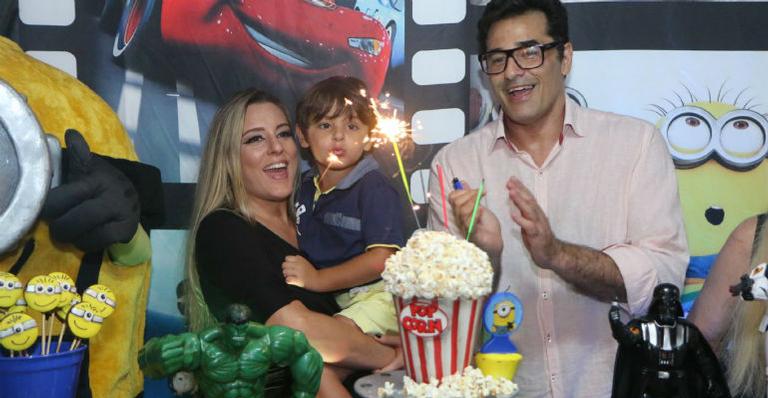 Luciano Szafir comemora o aniversário de 3 anos do caçula, Mikael